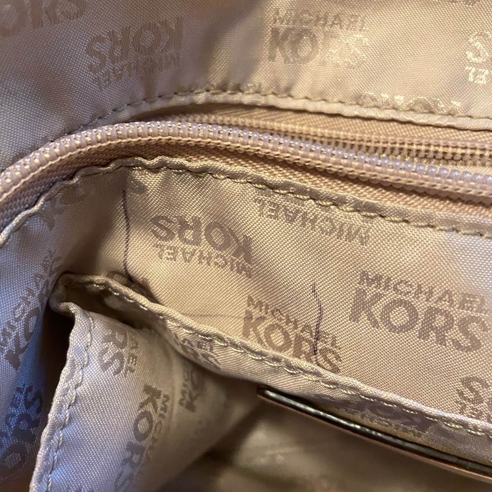 Authentic Michael Kors tote bag - Picture 3 of 4